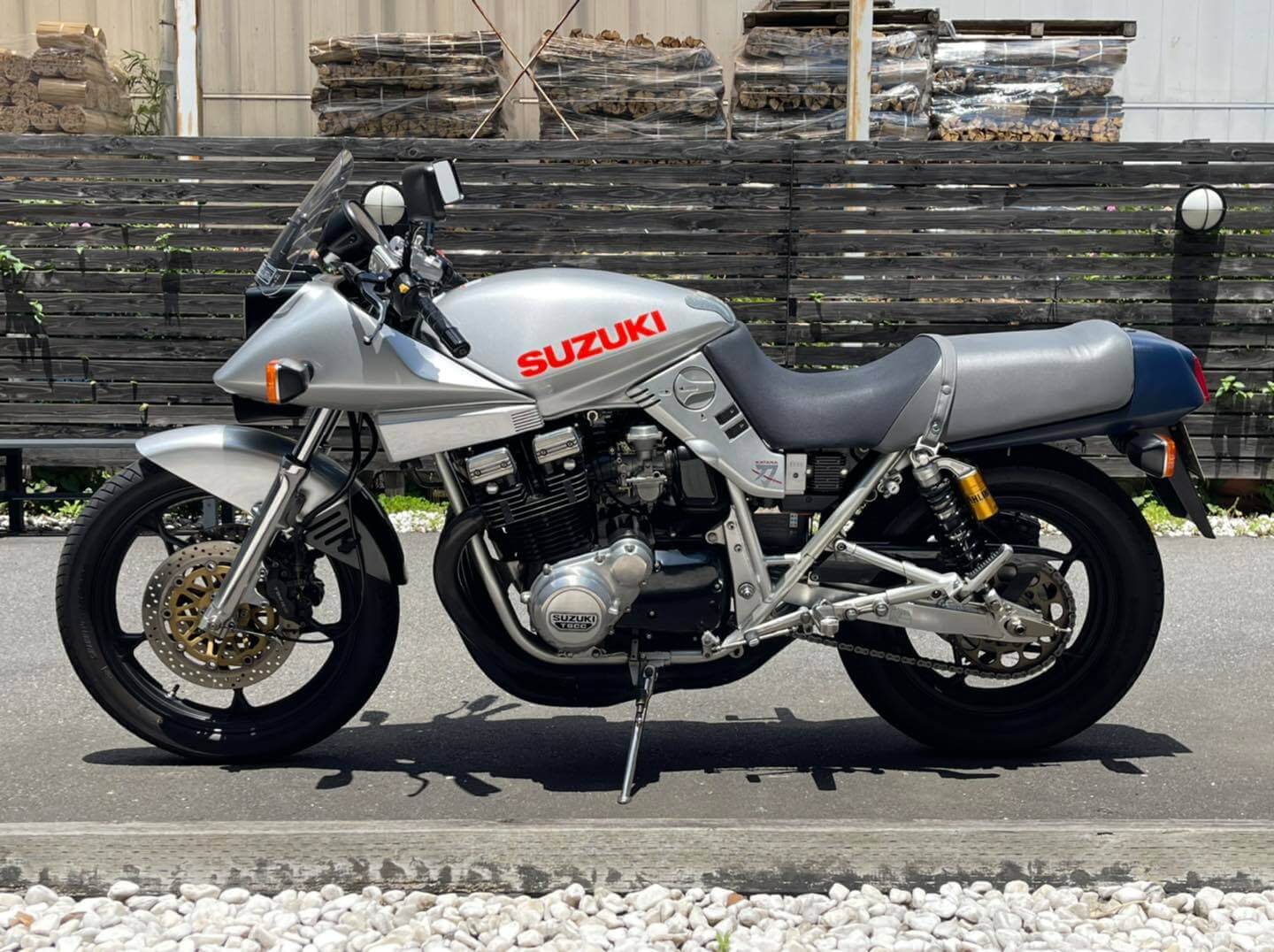 本物の UNICORN JAPAN ユニコーンジャパン リプレイス フレームカバー 仕様：13Lペイント仕様 タイプ：R GSX1100S  SUZUKI スズキ qdtek.vn